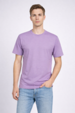 Everyday regular size t-shirt with relaxed straight cut