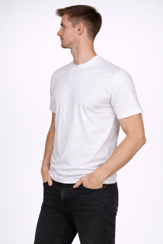 Regular fit cotton t-shirt with crew neckline